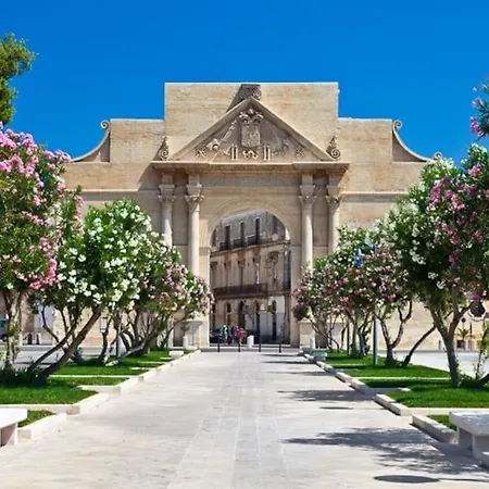 Casa Vacanze De Mari Lecce Exterior foto